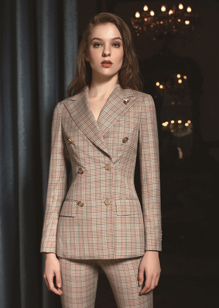 Sophisticated Western-Style Checkered Wool Pantsuit for Women – High-End Corporate Executive & CEO Plaid Suit for Year-Round Wear