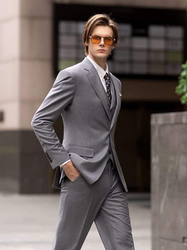 suit (5) Sophisticated British Style Wool 3-Piece Suit for Men – High-End Groom Wedding & Smart Business Commute Formal Wear