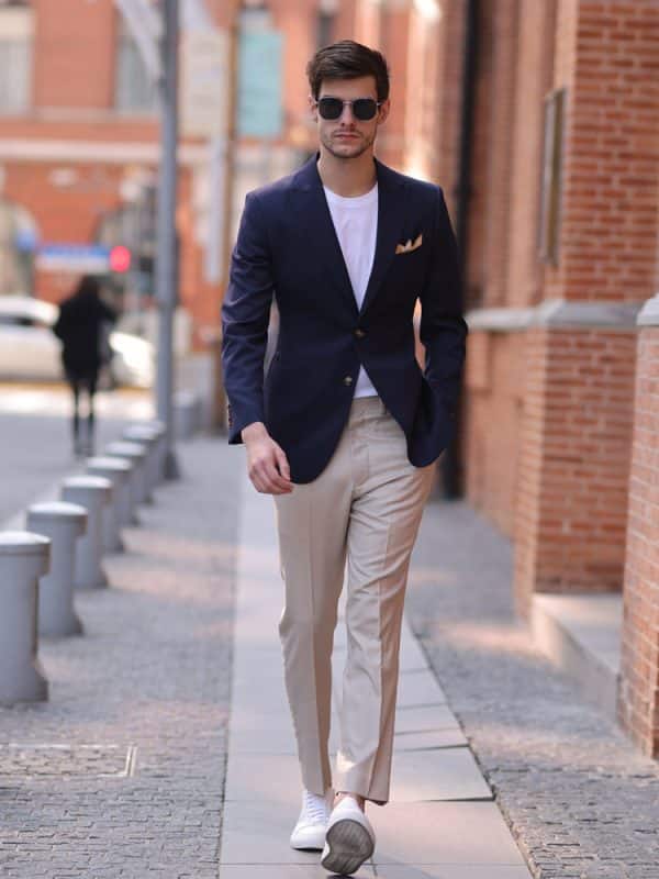 主图-04 Premium Wool Slim-Fit Men's Blazer – Versatile Solid Navy Business-Commuter Jacket
